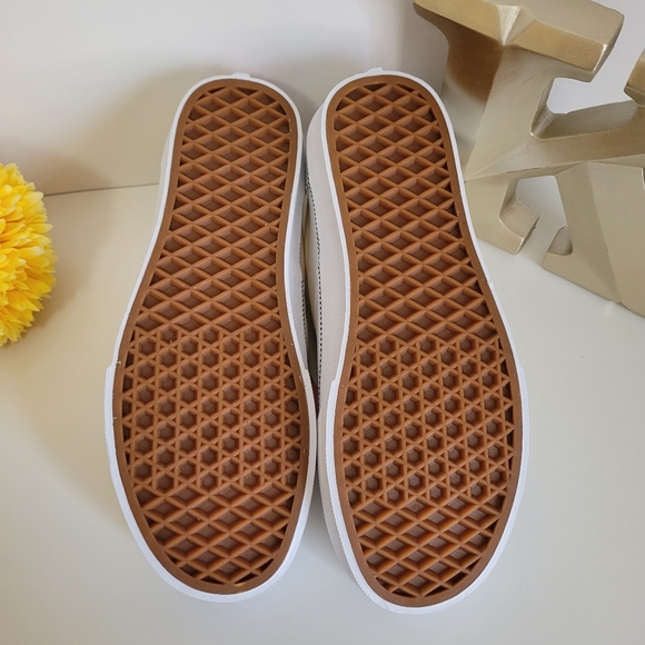 Vans Women Doheny Sneaker - Picture 5 of 6